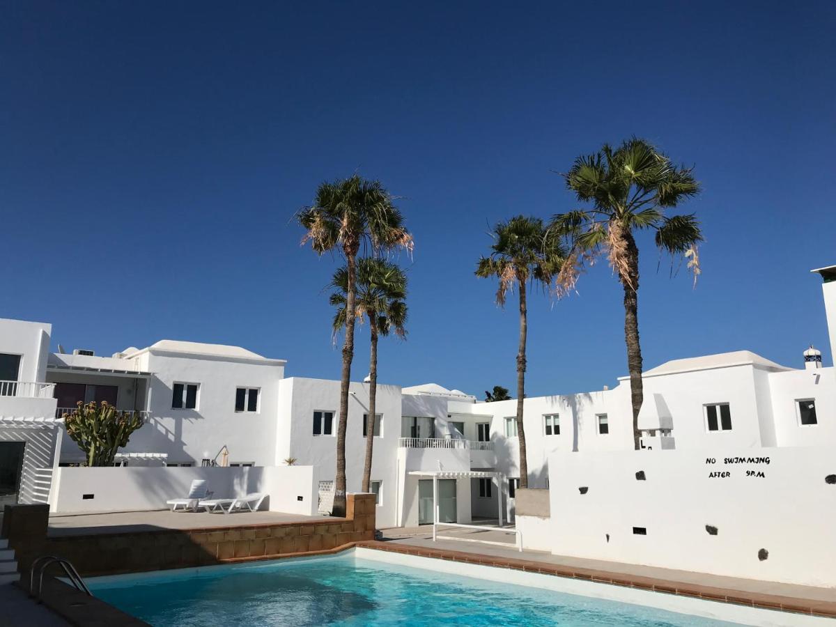 Romantic Casa Blanca Costa Teguise Exterior photo